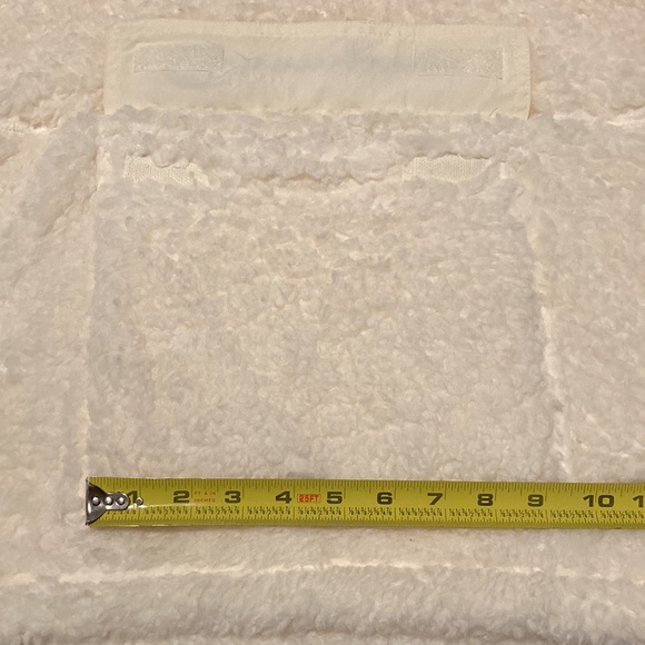 Champion White Hooded Sherpa with Kangaroo Pouch - Picture 7 of 8